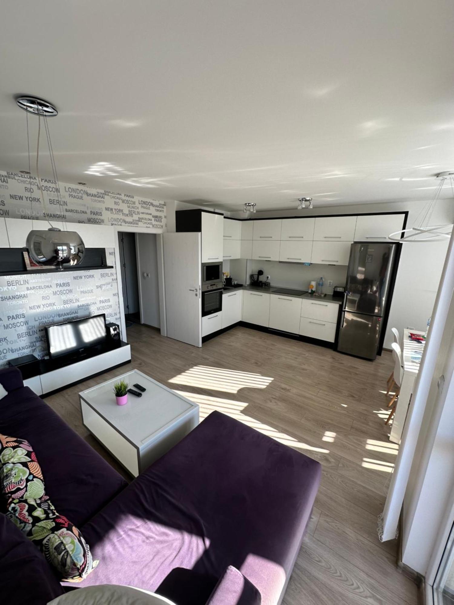 Briz Apartment; 2 Bdr; 6 Guests; Private Parking Varna ภายนอก รูปภาพ